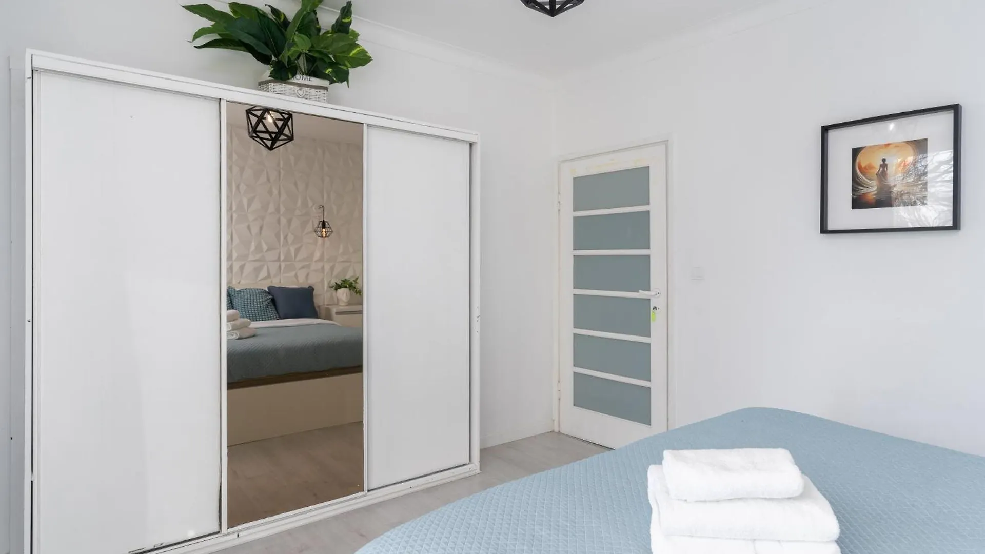 Vistula River Urban Jungle Apartment Cracovia Polonia
